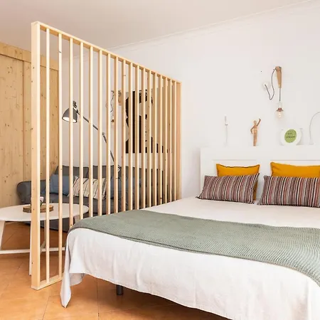Lejlighed & Loft. *